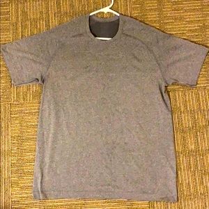 COPY - Lululemon men’s mental vent tech shirt